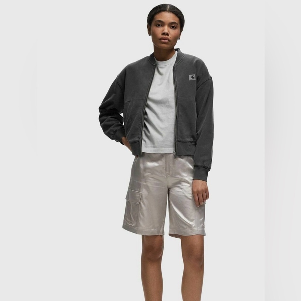 NWT Closed Women’s Silk Cargo Shorts - Silver Cashmere - Luxe Utility Size 26